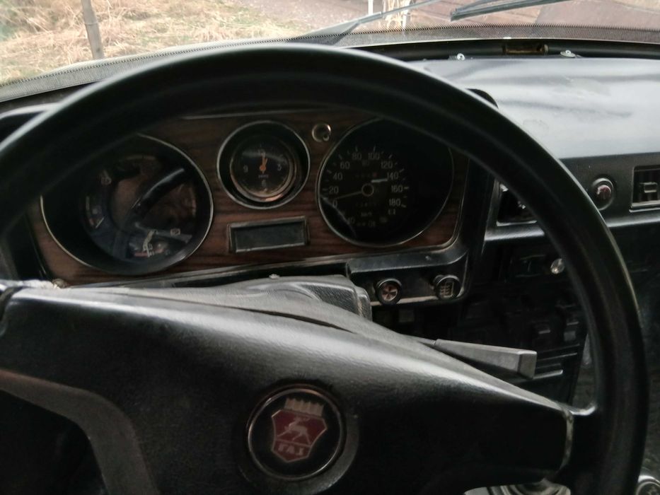 Волга ГАЗ 31029 Сотилади.