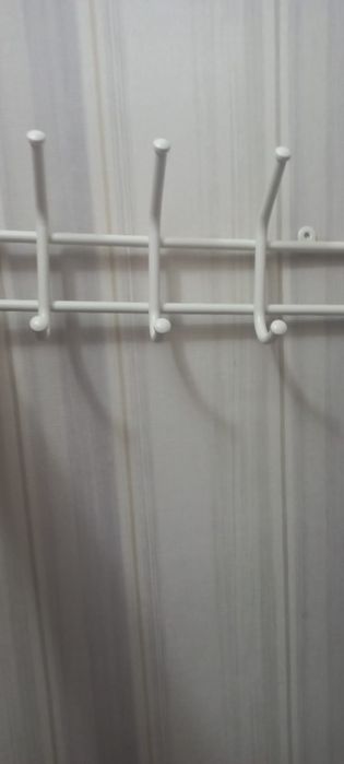 Полки книжные монтаж