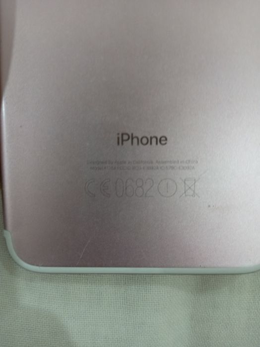 iPhone 7 plus продам