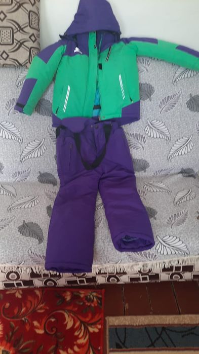 Продам комбинезон подростковый Девочка 12,14лет состояние хорошое