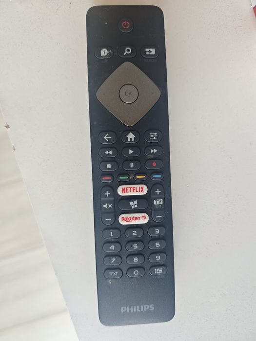 Телевизор Philips 32PHS6605/12, 32" (80 см), Smart, HD, LED