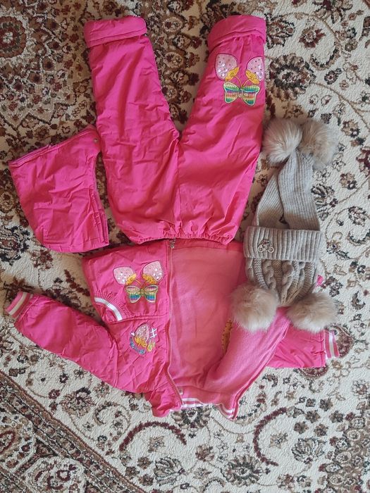 Детская зимняя куртка +красивая шапка