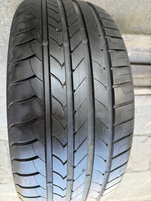Anvelopa Vara 245/45 R18 - GoodYear EfficientGrip AO
