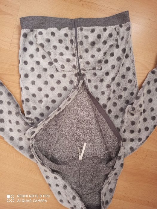 Италиански комплект от дънки и анураче.