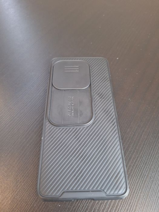 Продам OnePlus 11