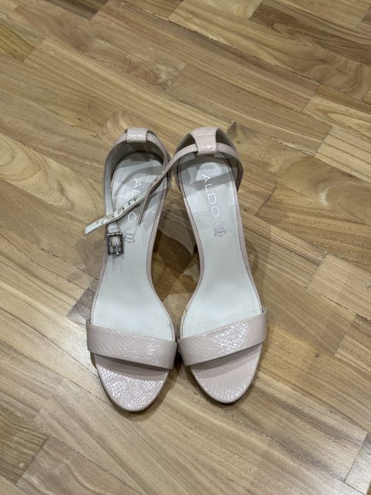 Босоножки на каблуке Aldo 39 размер б/у