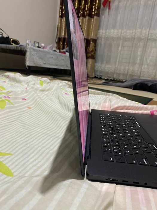 Ноутбук Macbook Pro