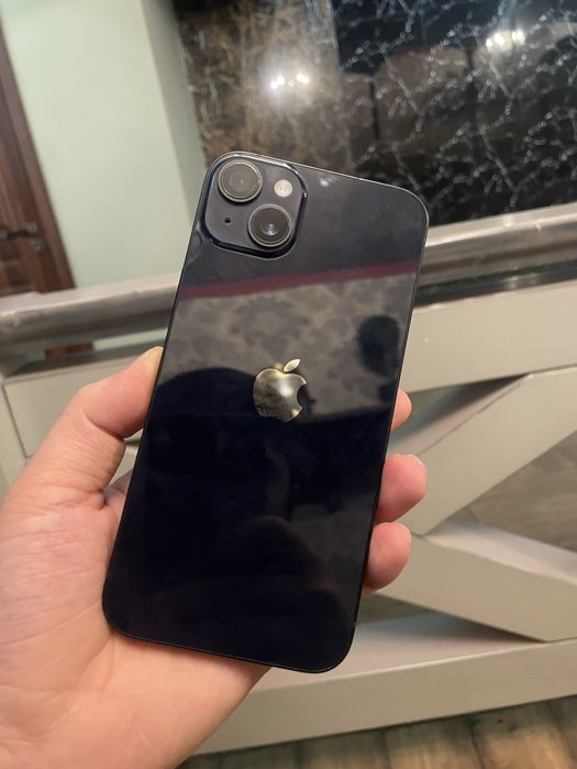 продаю айфон 14 plus в идеале с документами