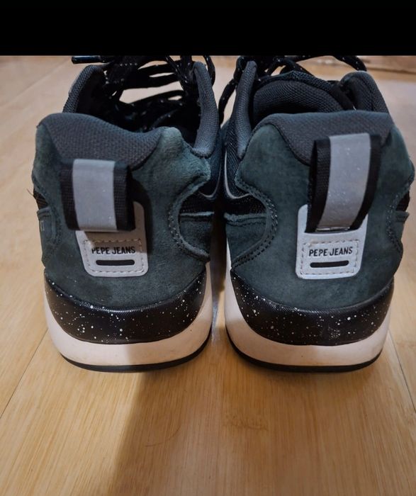 Adidași Pepe Jeans 41