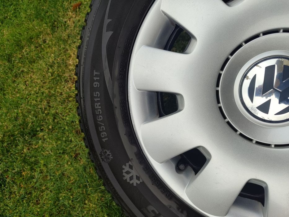 Гуми с джанти оригинални тасове