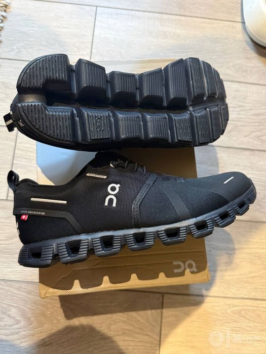 Женские кроссовки On Running Cloud 5 Waterproof «All Black» — EU 40 /