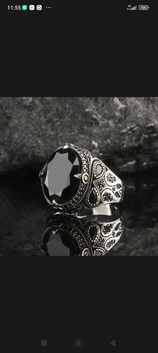 Мужская печатка,с камнем