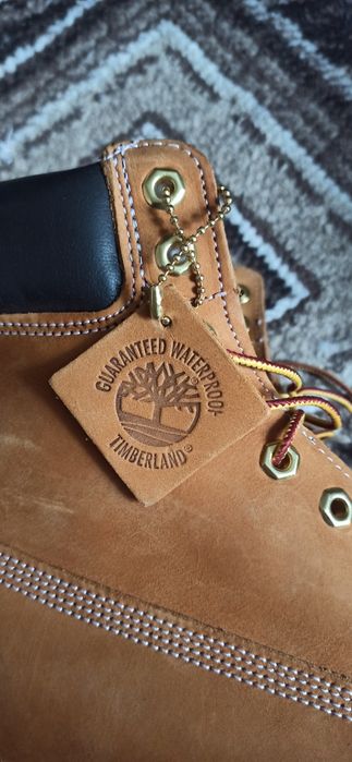 Продам ботинки Timberland ( великаны )