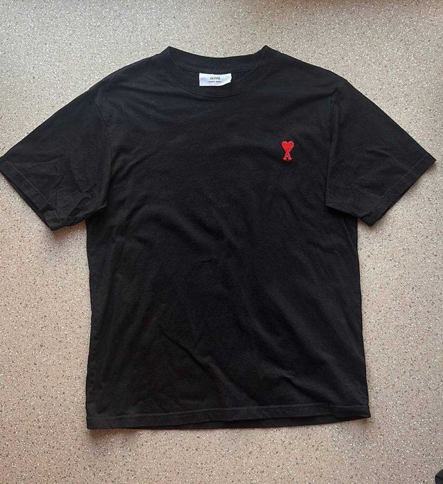 Ami Paris Black Heart Logo T-shirt