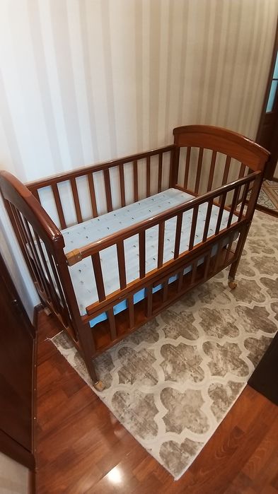Кроватка детская
