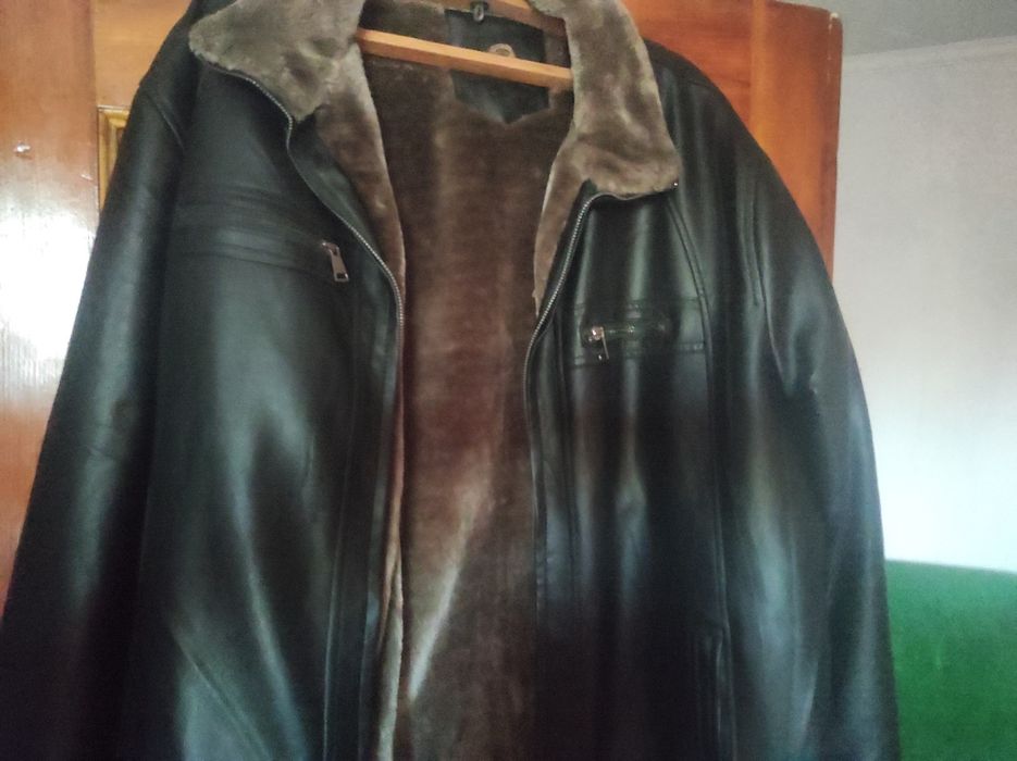 Продам мужскую куртку