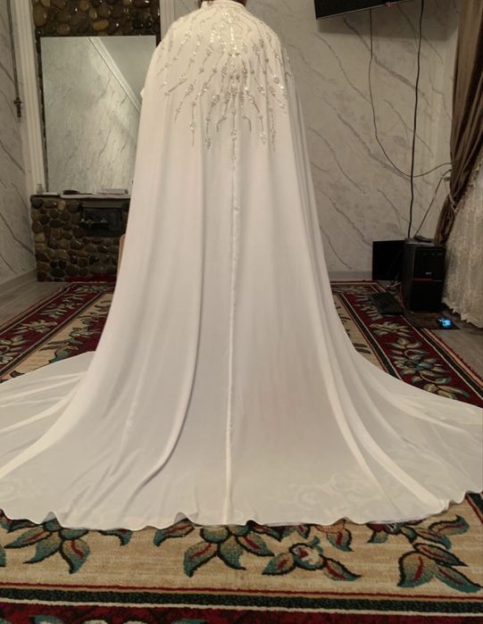 Kelin libosi, oq ko’ylak