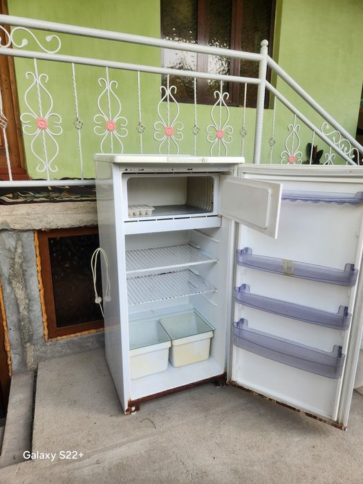 Ishlab turgan holodelnik zudlik bilan sotiladi