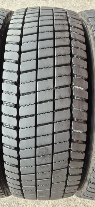 6 anvelope M+S camion ca noi Continental 225/75/17,5; 2 dot 2024, 4 dot 2025.Pretul este pe bucata.