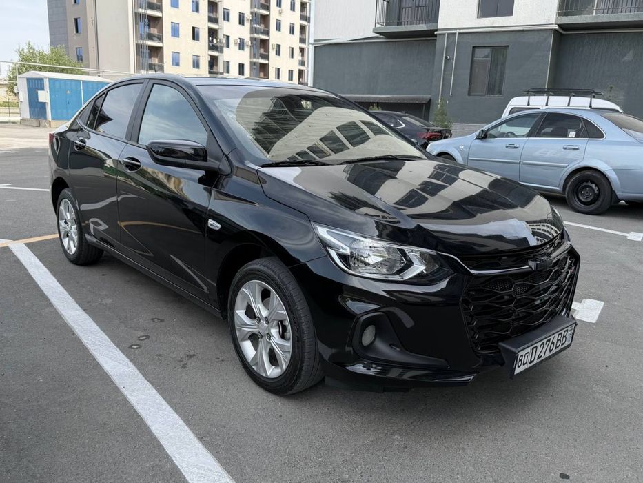 Chevrolet onix 18200 km