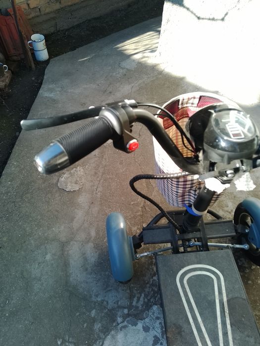 Електрическа четириколка