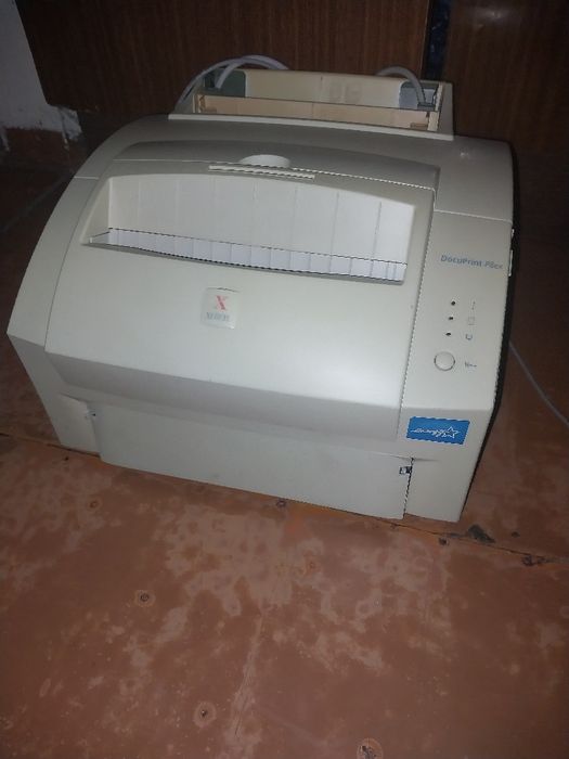 Продам принтер лазерный
