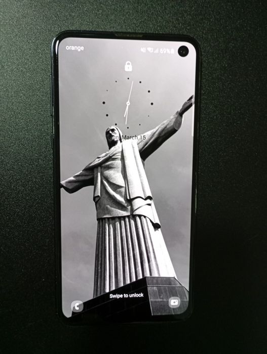 Vând/Schimb cu iPhone