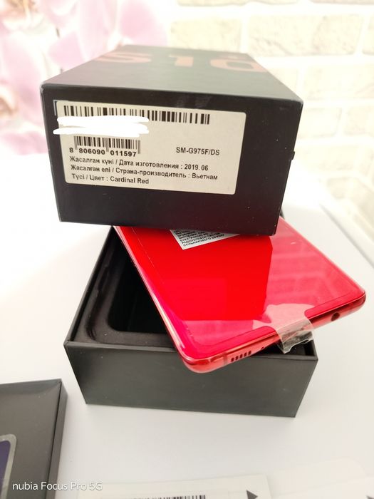 Продам Samsung Galaxy S10+