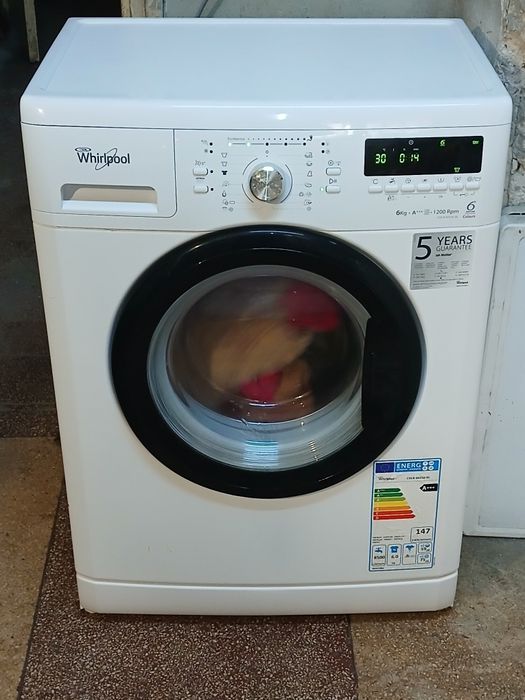 Masina de spalat WHIRLPOOL 8 kg A+++ 1200 rotatii primim BuyBack
