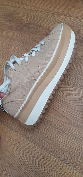 Кроссовки 38 размер