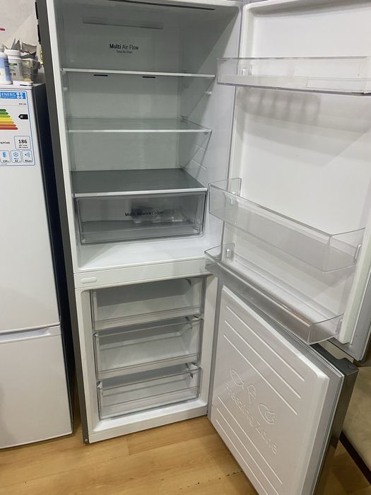 Продам холодильник LG (абсолютно новый)