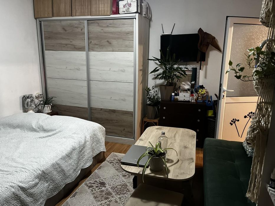 Продава се Двустаен апартамент в Хасково, Тракийски - 59 кв.м за 1130 €/кв.м - Снимка #1