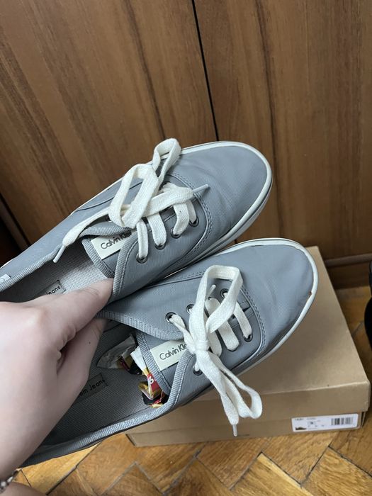 Pantofi Calvin Klein marimea 40