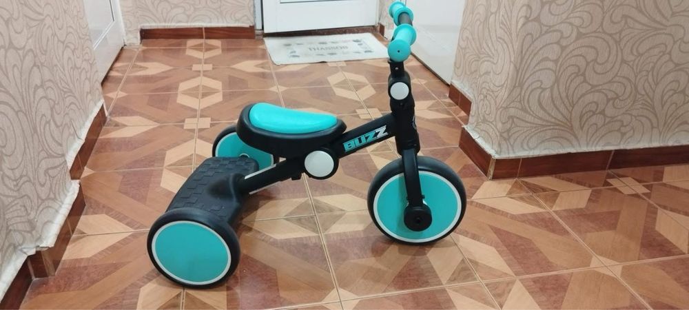 Сгъваема триколка Lorelli Buzz