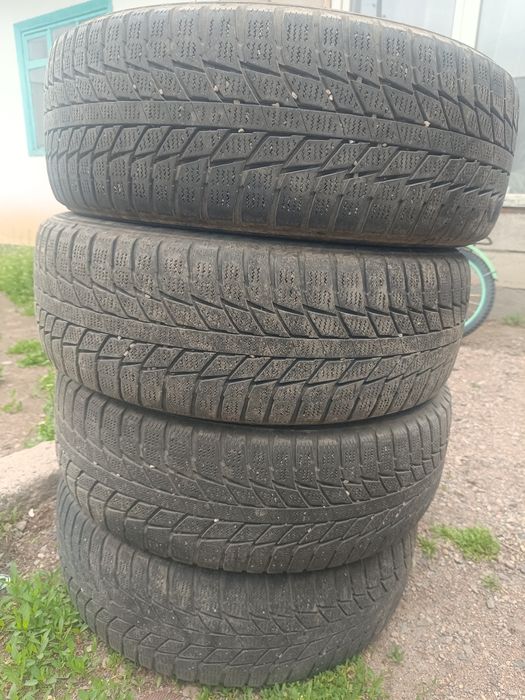 Продам резину 16