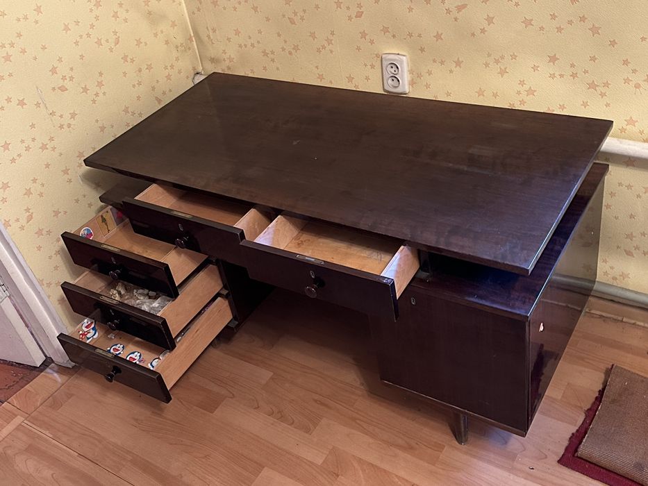 деревянный рабочий стол