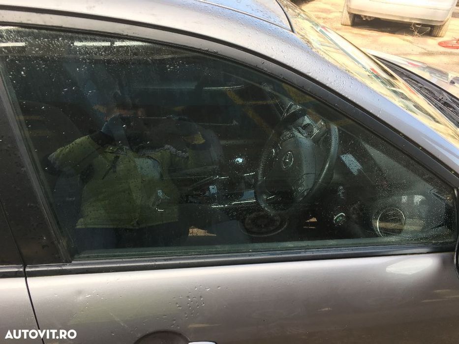 Geam Portiera Dreapta Fata Mazda 6 2002 - 2008