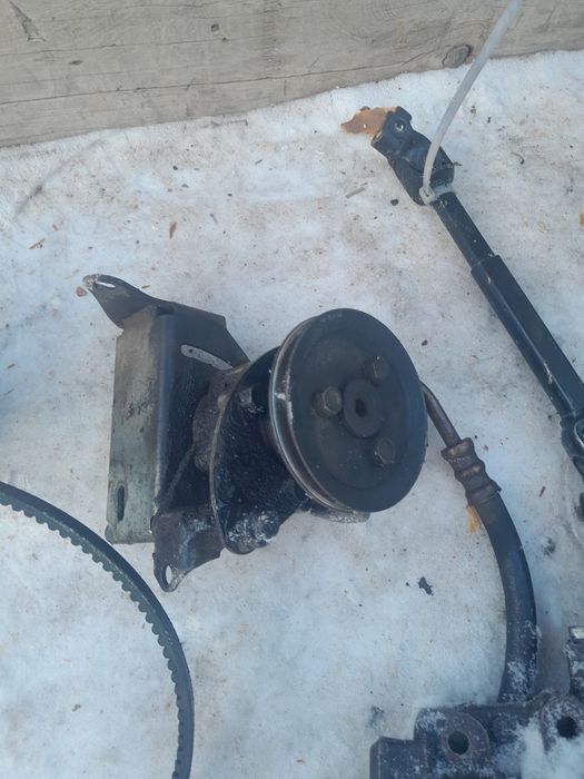 Продам гидроуселитель руля