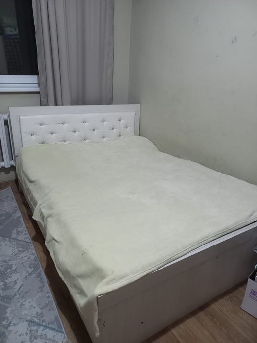 Спальный кровать белый
