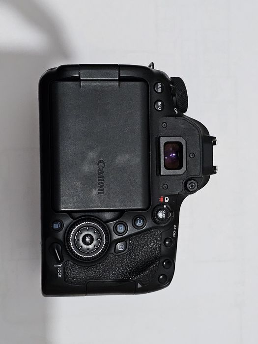 Canon 6D Mark II