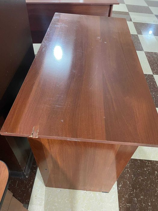 Продаются столы офисные