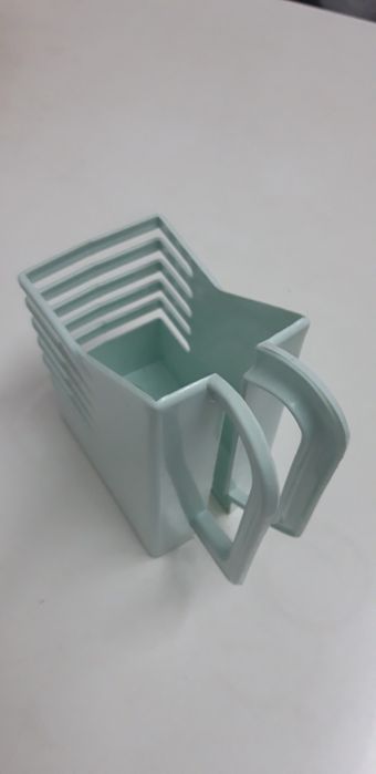 Продаю держатель для молока