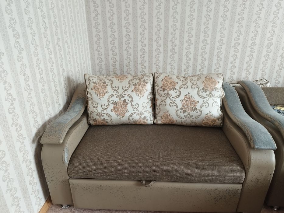 Продам диван не дорого