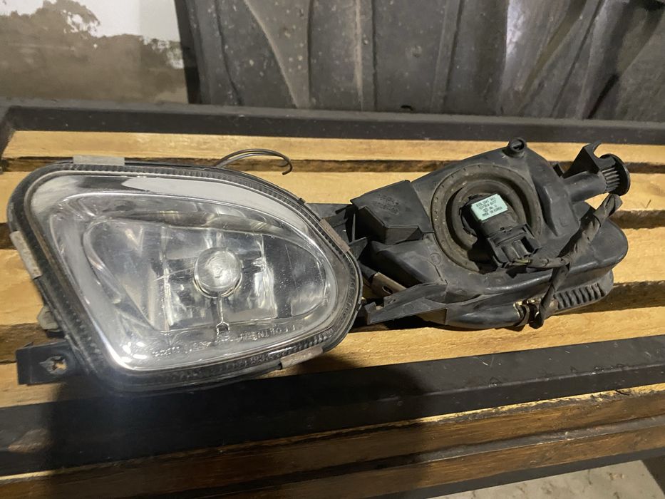 Противотуманные фары w211