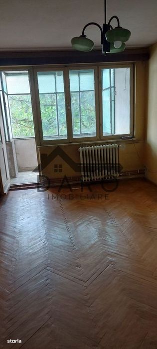 De vânzare apartament 2 camere, 50 mp, etaj 3/10, Str. Brașovului –