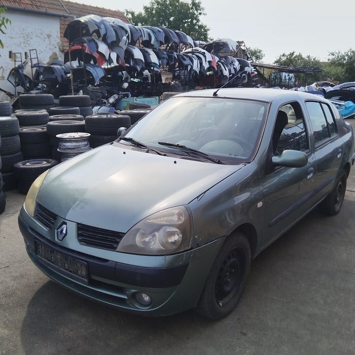 Far/faruri stanga/dreapta Renault Clio 2 an 2001-2005