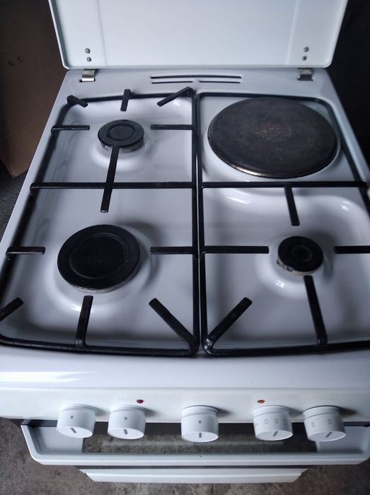 Продам бытовую газплиту