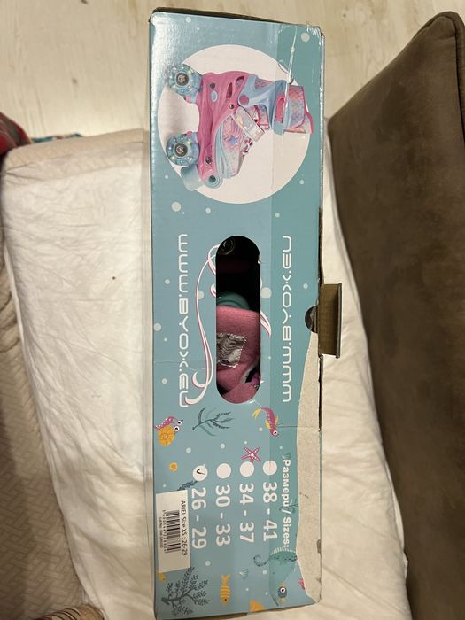 Ролкови кънки момиче