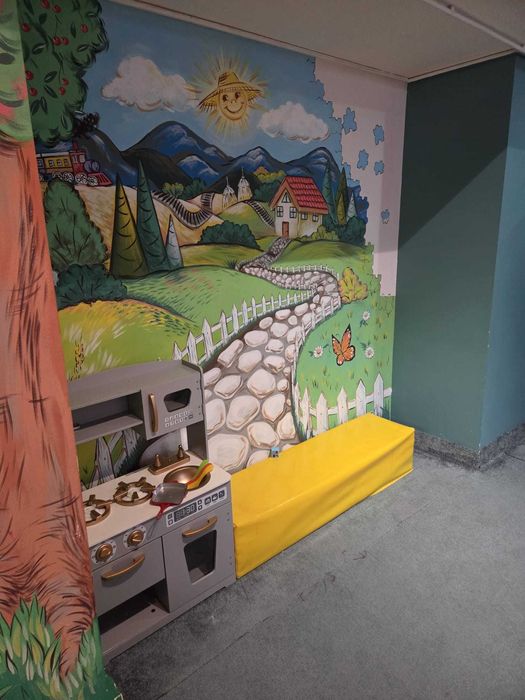 Loc de joacă cu echipamente, Pitești – 15.000 € negociabil