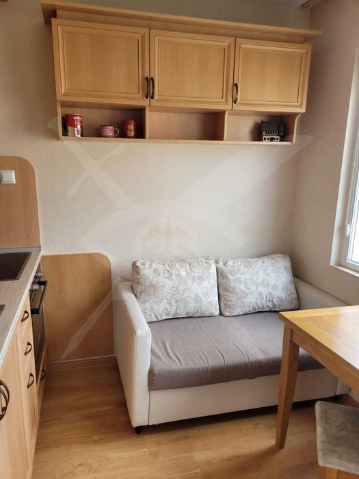 Дава се под наем Тристаен апартамент в Варна, Чайка - 90 кв.м за 550 € - Снимка #1